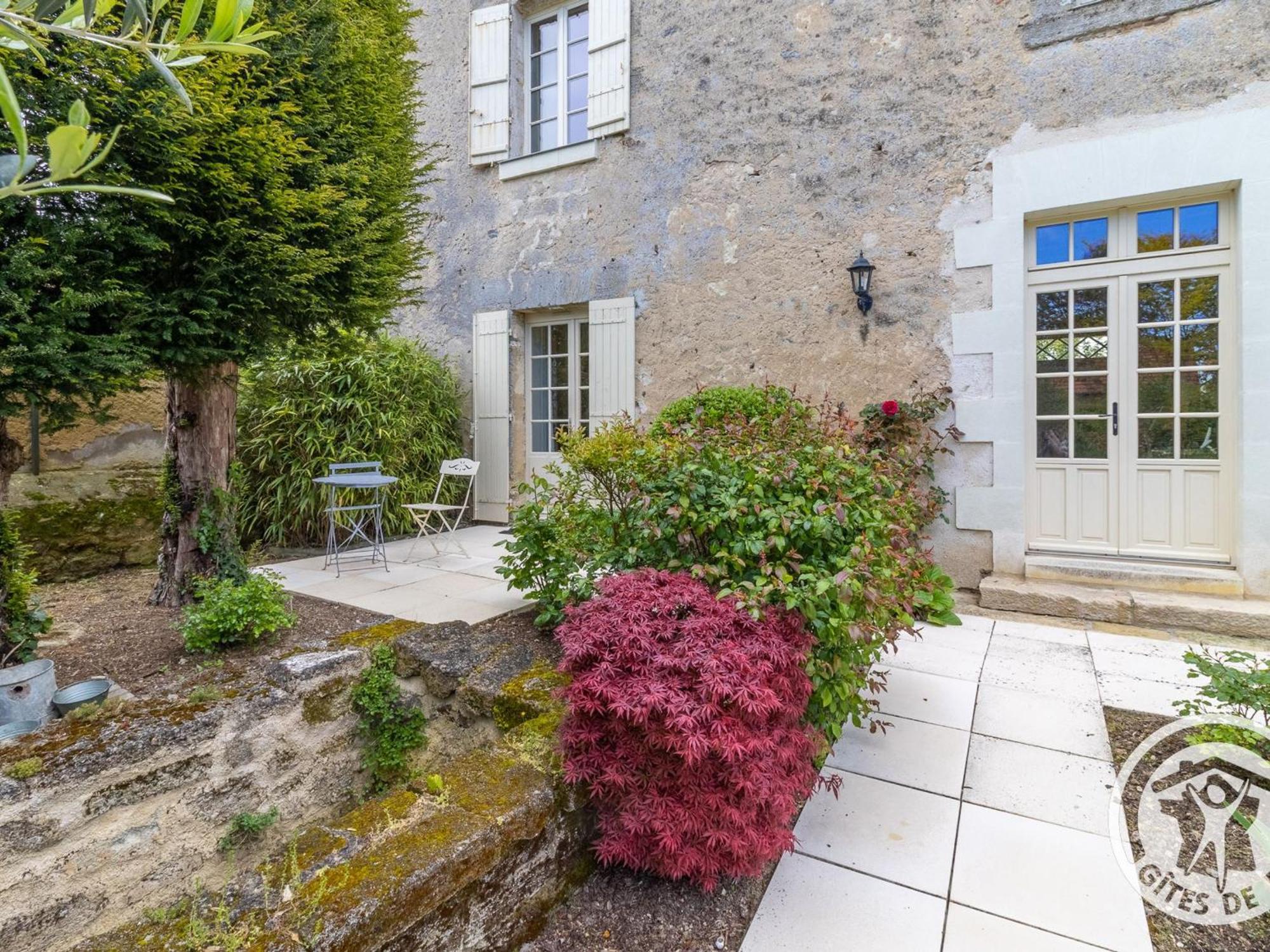 Sejour De Charme Avec Piscine A Saint-Georges-Sur-Layon, Proche De Saumur Et Des Chateaux De La Loire - Fr-1-622-81 Panzió Doue-en-Anjou Kültér fotó